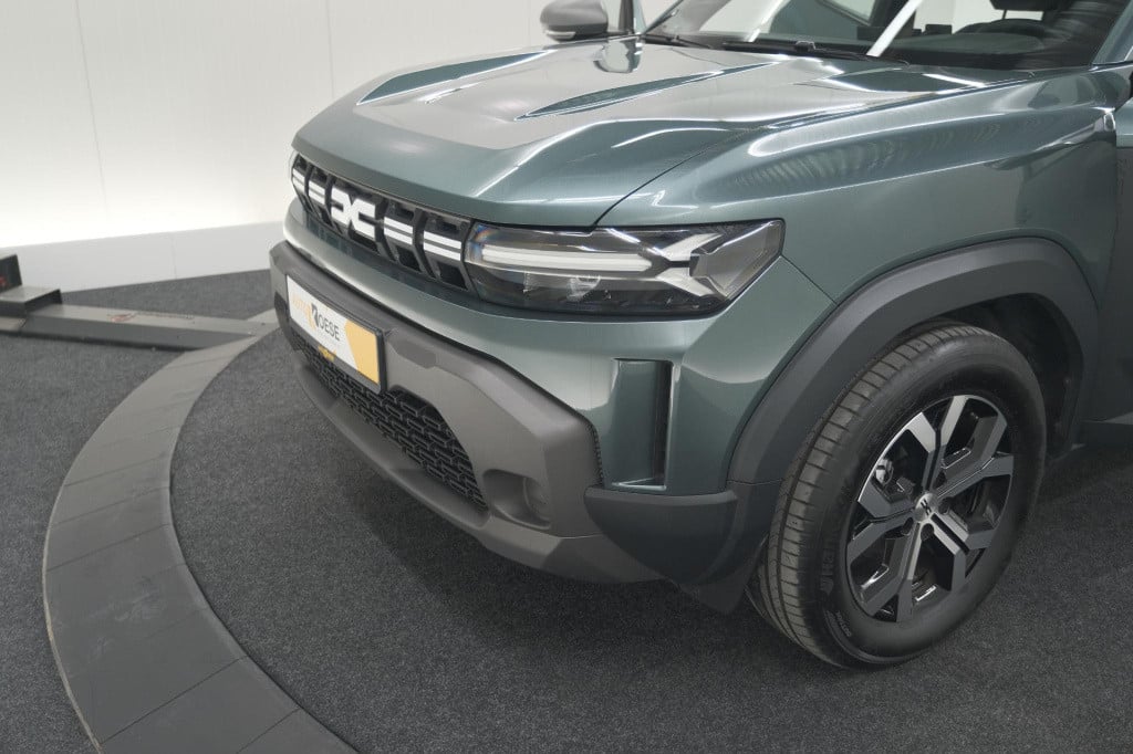 Dacia Duster mild hybrid 130 expression | camera | stoelverwarming | apple 