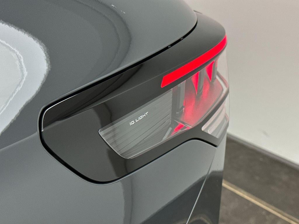 Volkswagen Tayron 1.5 ehybrid r-line