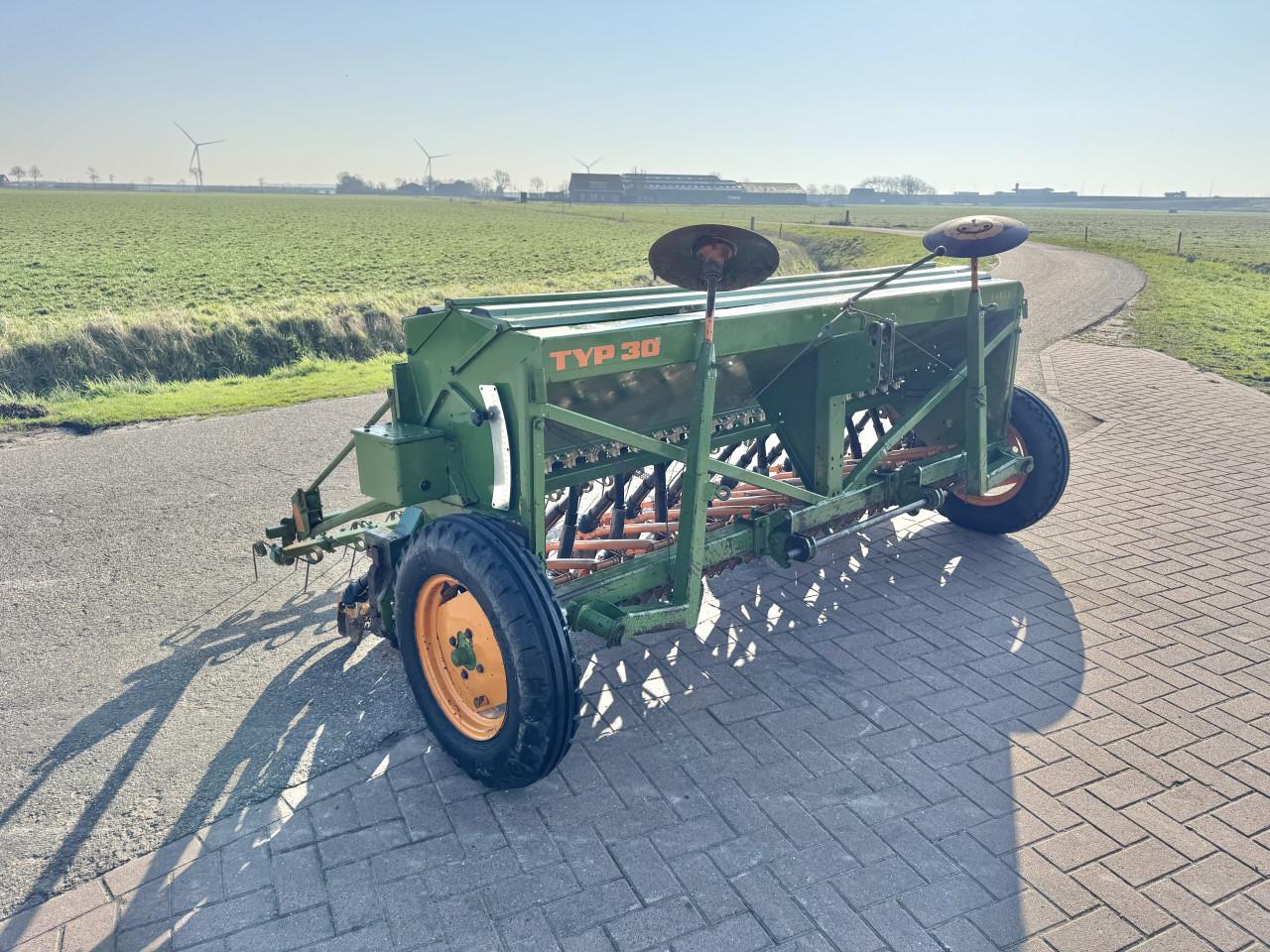 Amazone zaaimachine 3 mtr