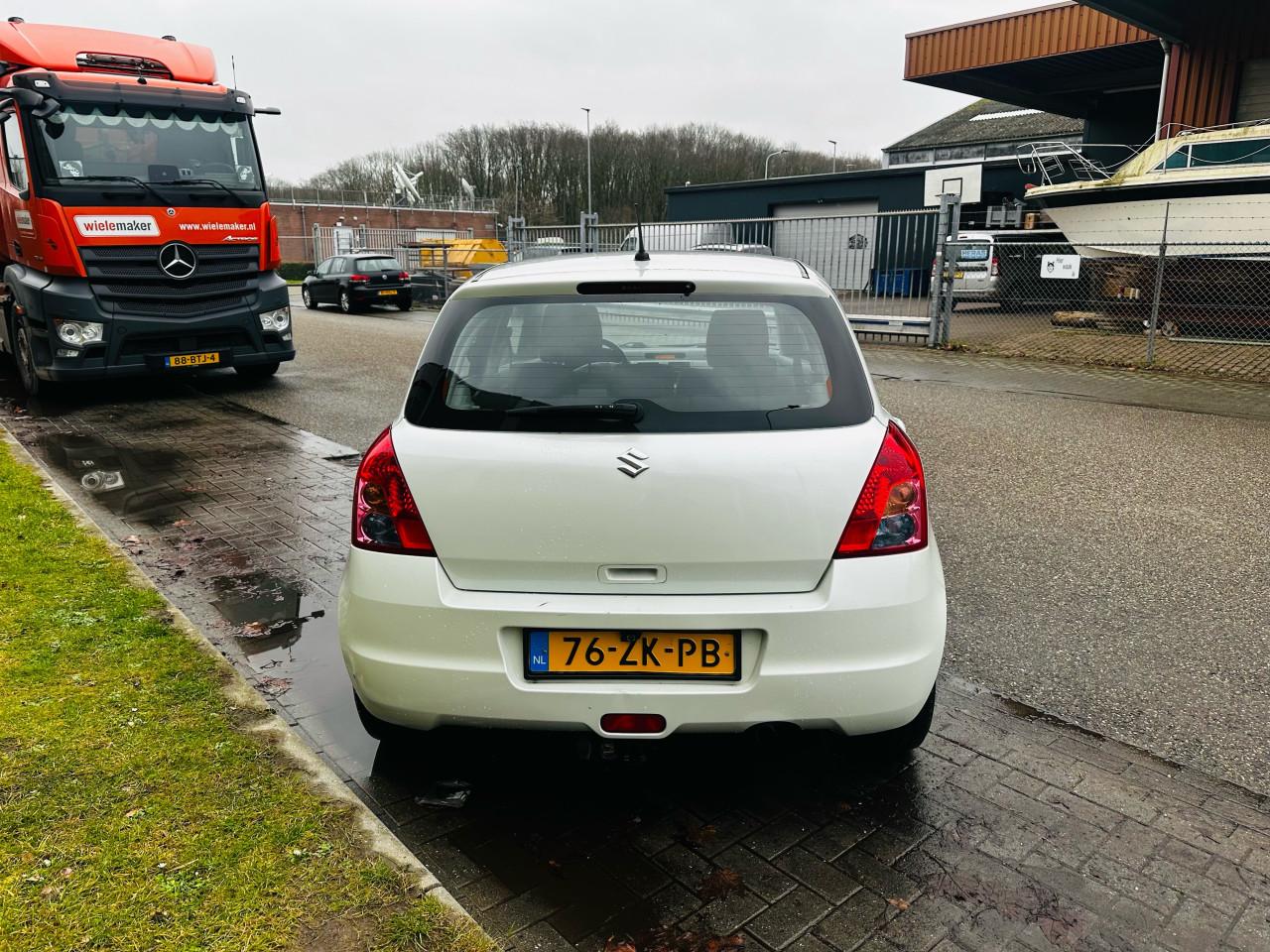 Suzuki swift shogun 1.3 2008 NAP