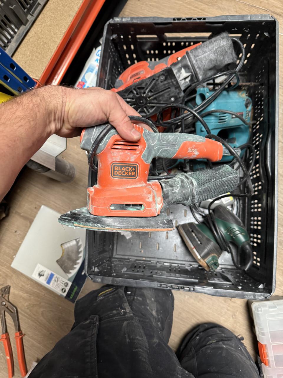 Veel gereedschap alles samen te koop