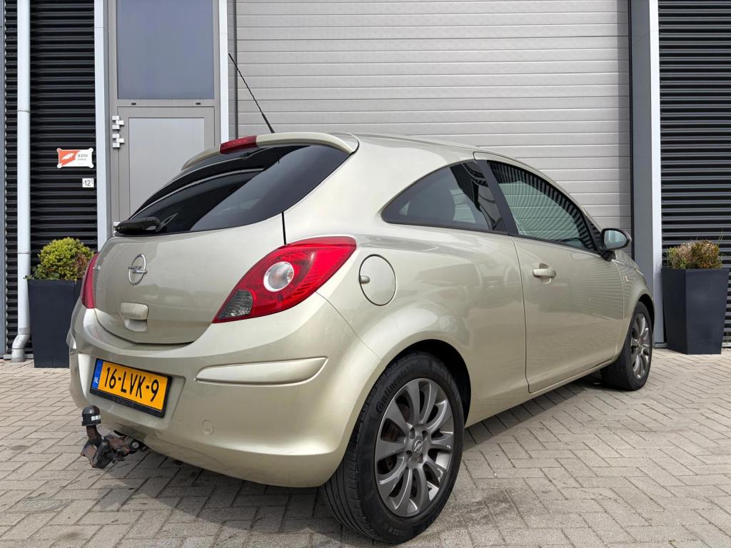 Opel Corsa 1.2-16v '111' edition/133.000 nap/cruise ctrl/airco/trekhaak/