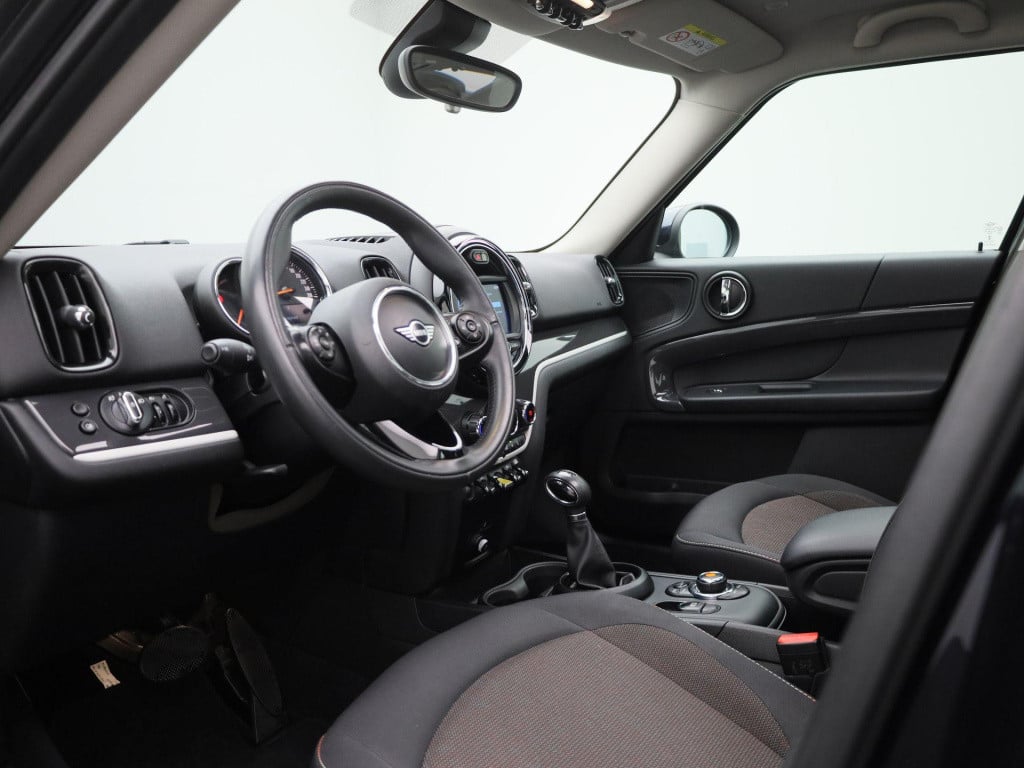 Mini Countryman 1.5 cooper all4 pepper | automaat | navigatie | panoramadak