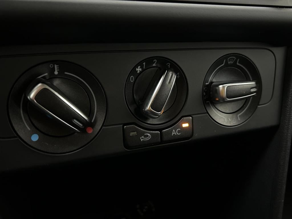 Volkswagen Polo occasion 1.2 tsi bluemotion comfortline | zwart | tweedehan