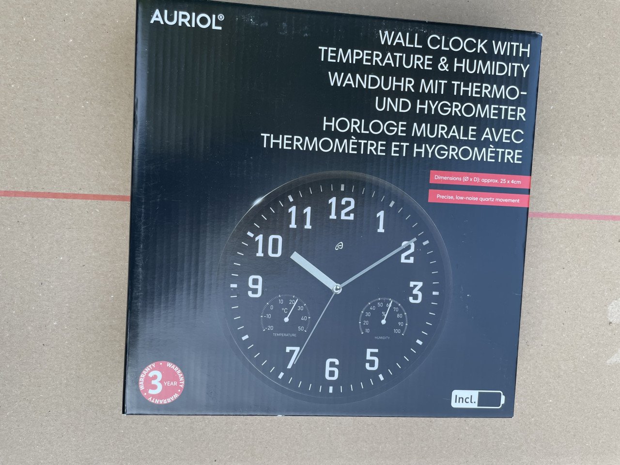 2 nieuwe wandklokken met thermo- en hygrometer