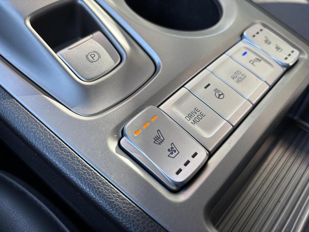 Hyundai Kona ev premium 64 kwh