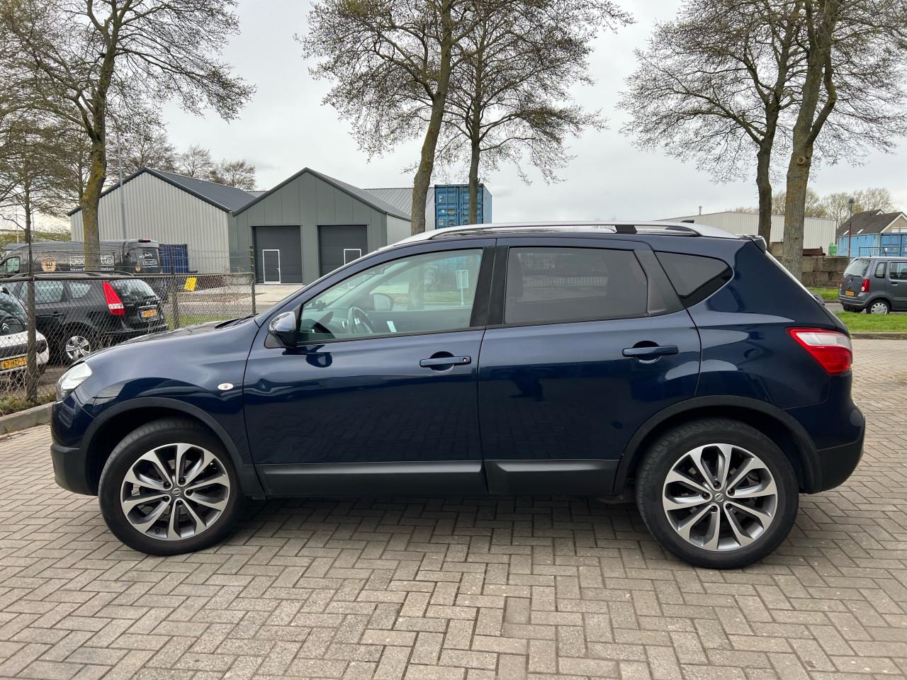 Nissan Qashqai 1.6Connect Edition Pano Jaar Apk