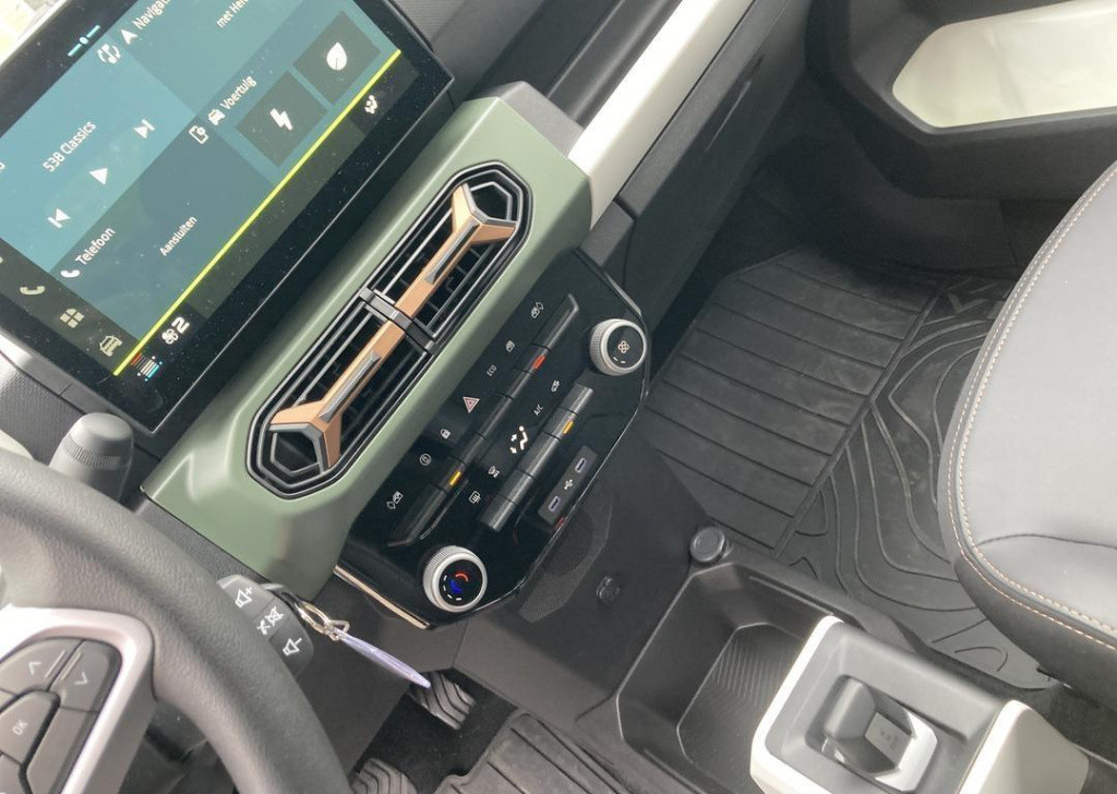 Dacia Spring extreme 65 - demo