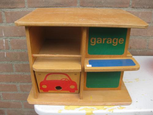 LEUKE HOUTEN SPEELGOED GARAGE