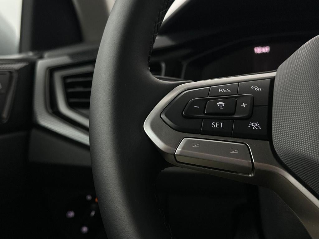 Volkswagen Polo 1.0 tsi life edition