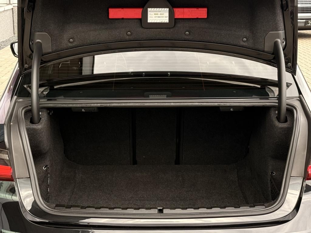 BMW 3-serie 318i business edition plus | acc | laser | leder | schuif/kante