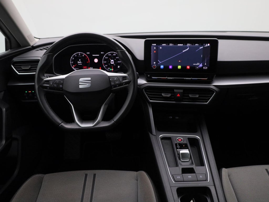Seat Leon sportstourer 1.5 etsi style | automaat | navigatie | trekhaak! | 