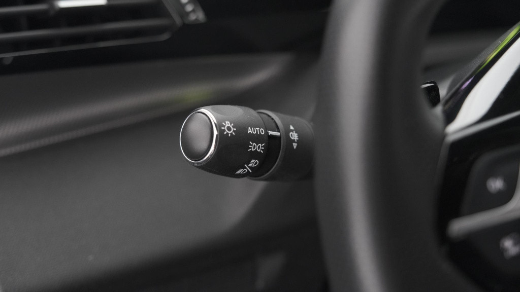 Peugeot 308 puretech 130 gt pack business | camera | dodehoekdetectie | app