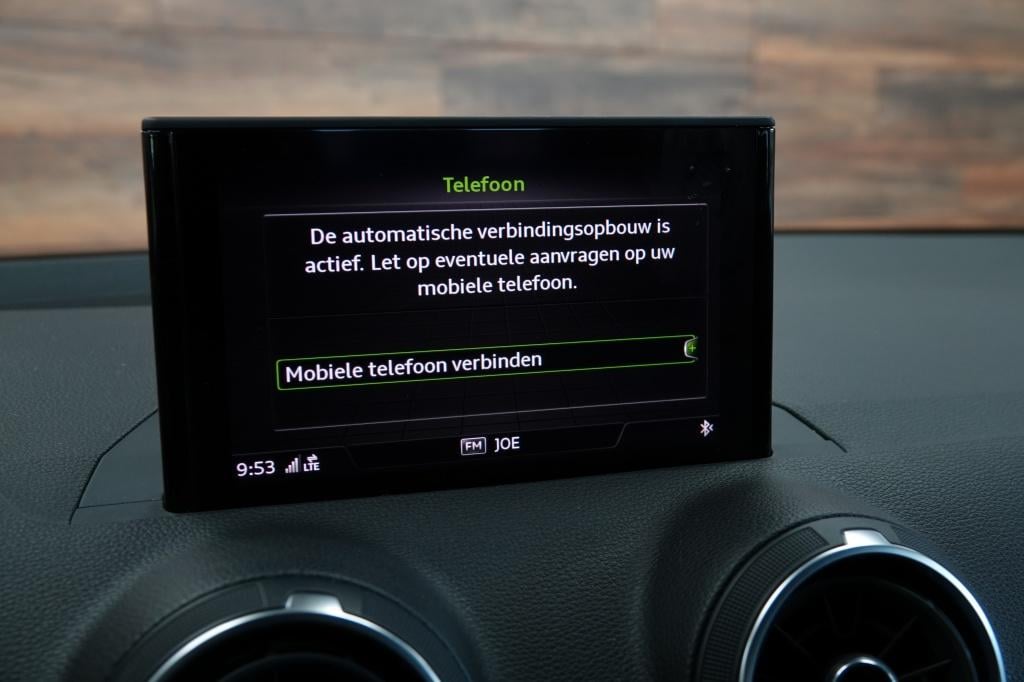 Audi Q2 1.0 tfsi sport | pdc | 19" | leder | stoelverw. |