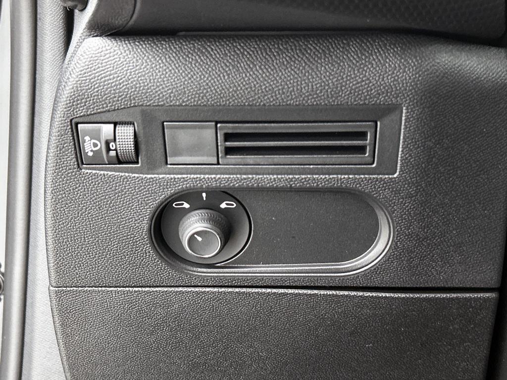 Ds Ds 3 e-tense ligne business 54 kwh | keyless entry | stoelverwarming | 3