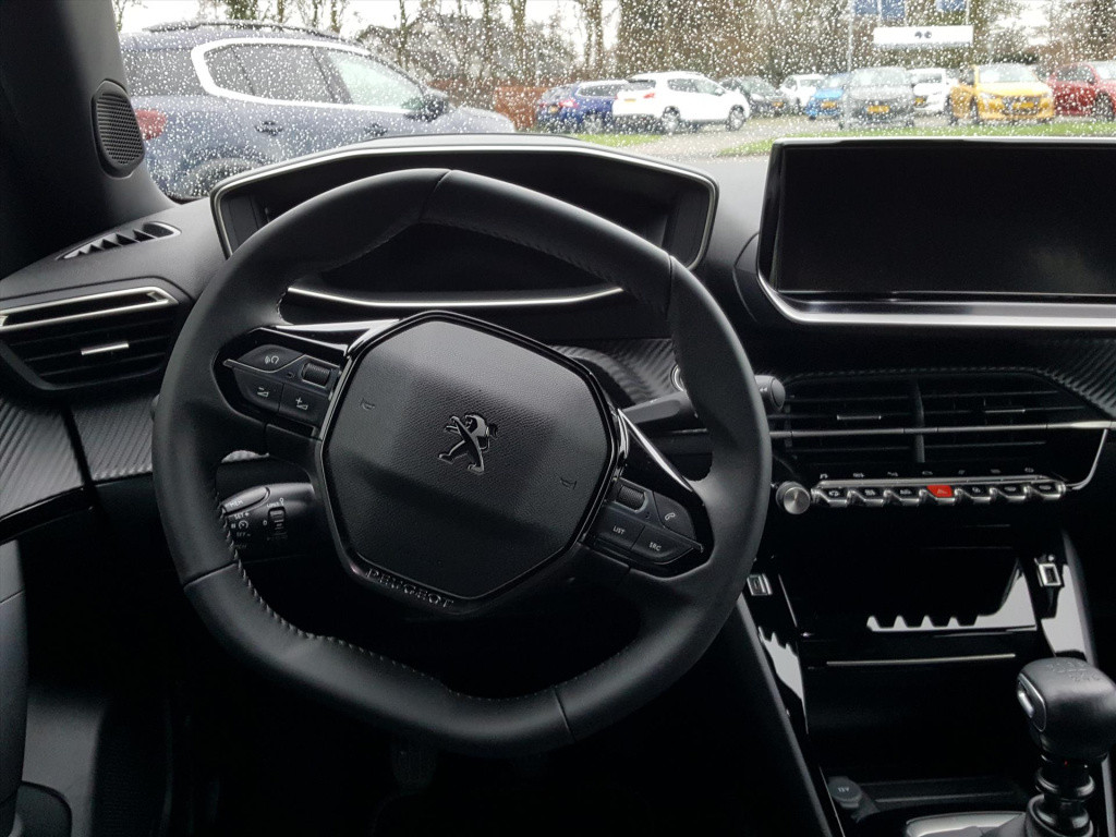 Peugeot 2008 1.2 puretech 100pk allure pack navi | bluetooth | applecarplay