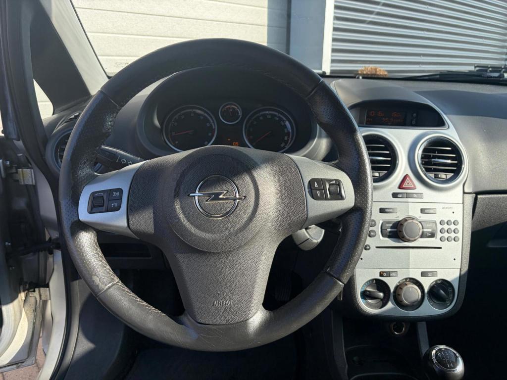 Opel Corsa 1.4-16v sport/opc uitvoering/airco/cruise control/
