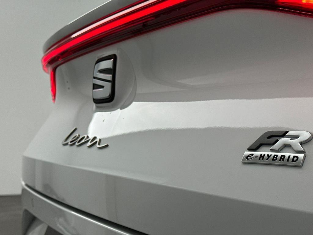 Seat Leon sportstourer fr business 1.5 tsi ehybrid 150 kw / 204 pk statio