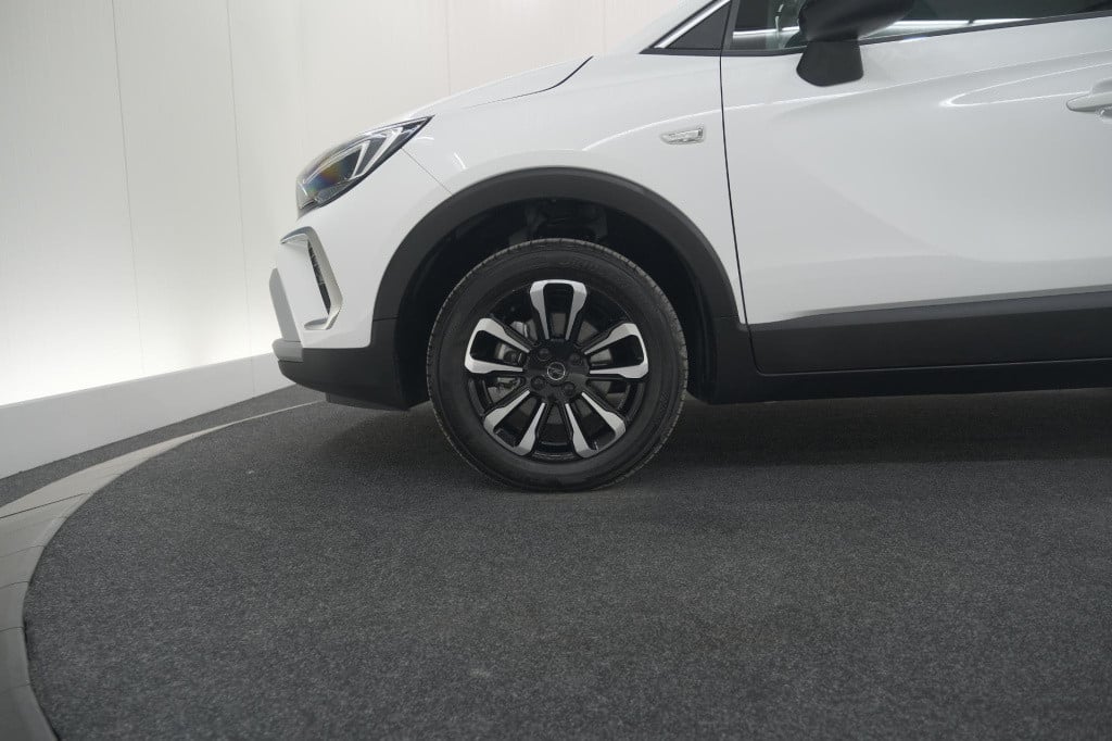 Opel Crossland X turbo 130 at6 elegance | camera | parkeersensoren | naviga