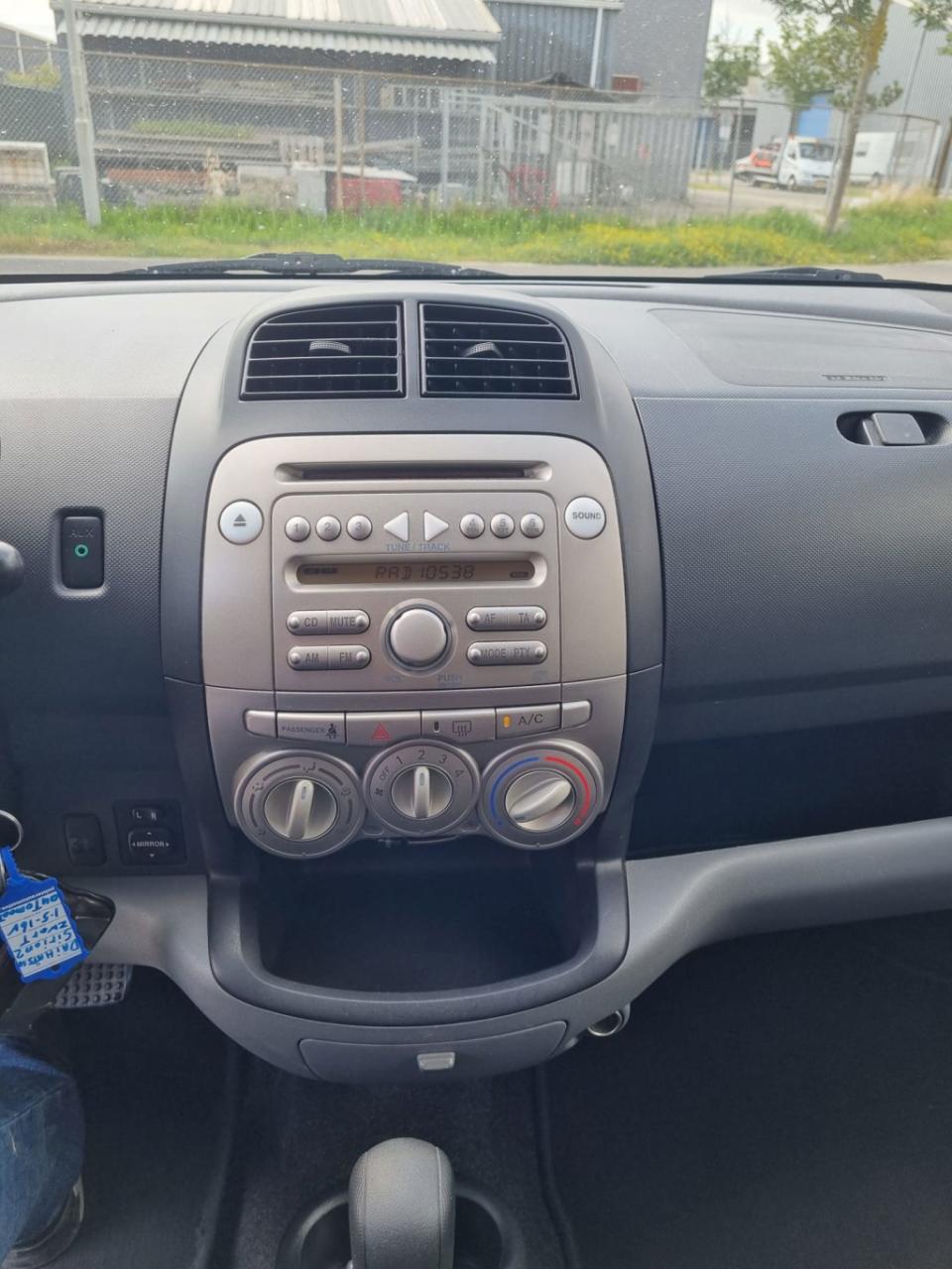 Daihatsu Sirion 2 1.5-16v sport