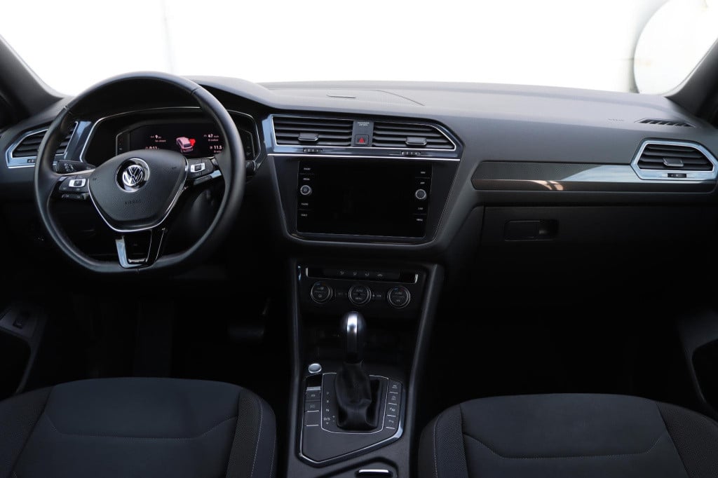 Volkswagen Tiguan Allspace 1.5 tsi 150pk dsg highline business r-line 150pk