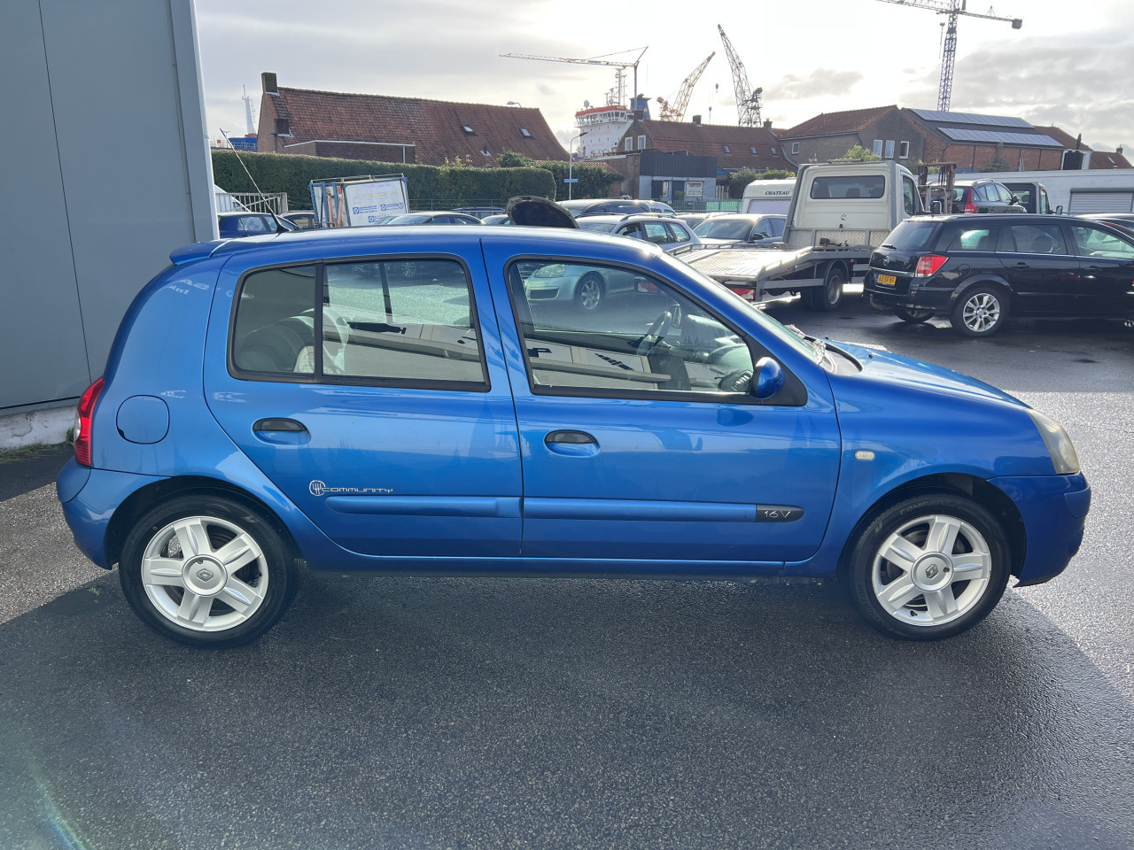 Renault Clio 1.2-16V 5 deurs AIRCO ! ! !