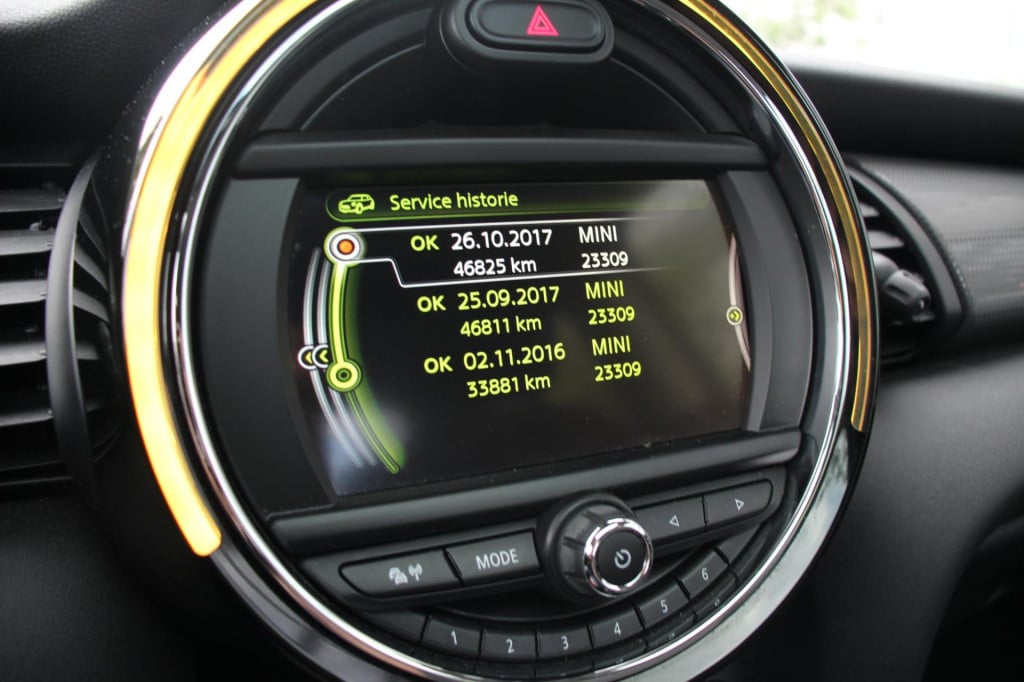 Mini One mini 1.2 chili business - pano - pdc rondom - led - stoel verw - n
