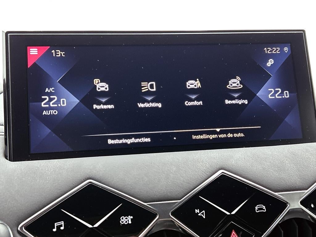 Ds Ds 3 crossback 130 pk automaat grand chic | adaptive cruise | leder | he