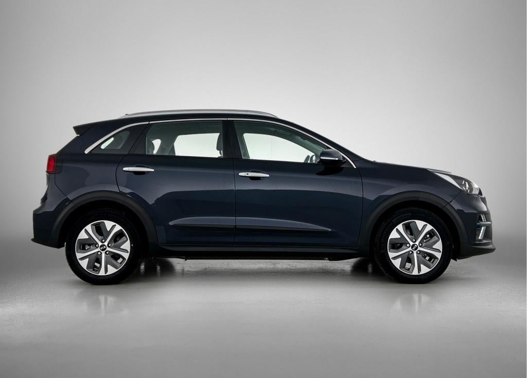 Kia E-niro dynamicplusline 64 kwh stoel en stuurwielverwarming | adaptive c