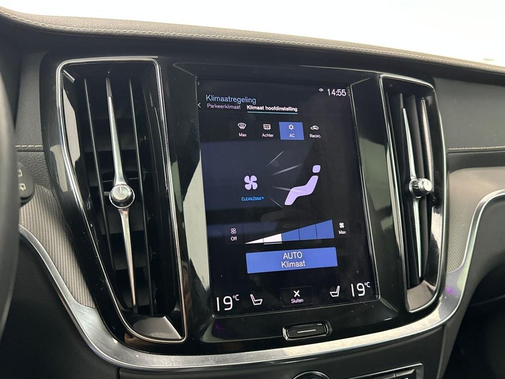 Volvo V60 t6 398pk recharge awd plus dark| long range| pano| 360camera| tre