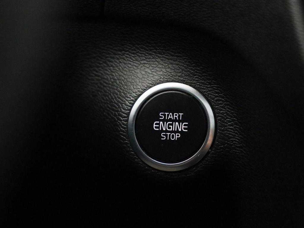 Volvo XC40 1.5 t4 recharge inscription | automaat | panoramadak | apple car