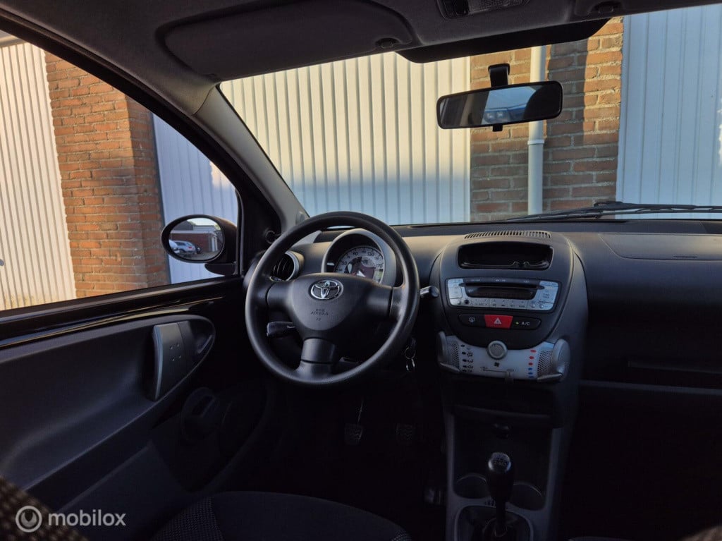 Toyota Aygo 1.0 / airco / 5-deurs