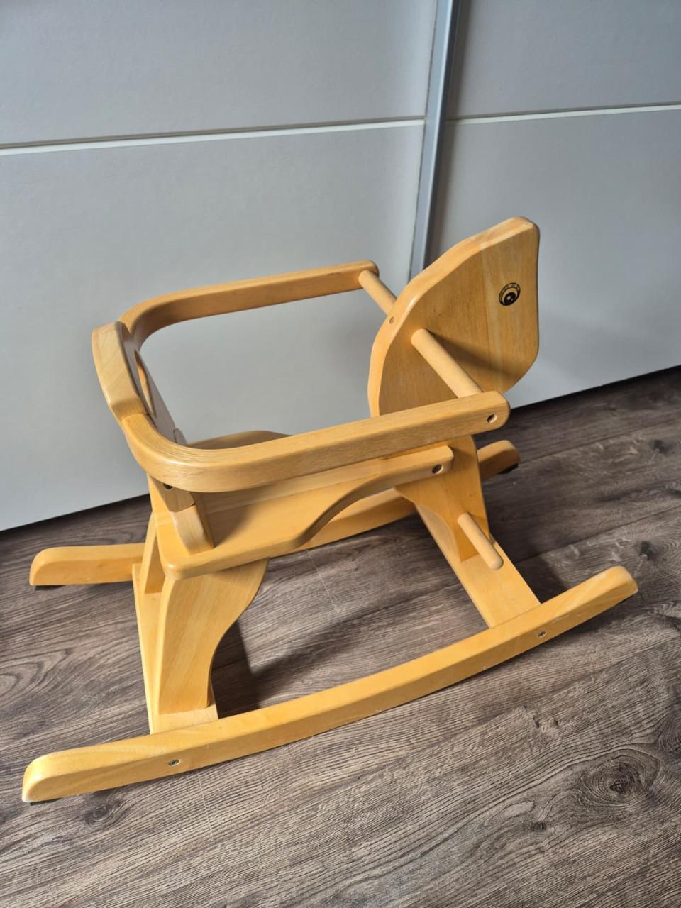 Houten hobbel paardje