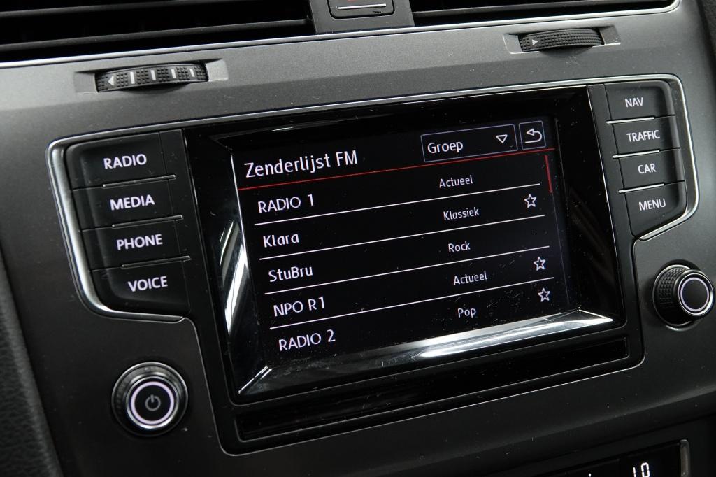 Volkswagen Golf 1.2 tsi highline | acc | pdc | stoelverw. |