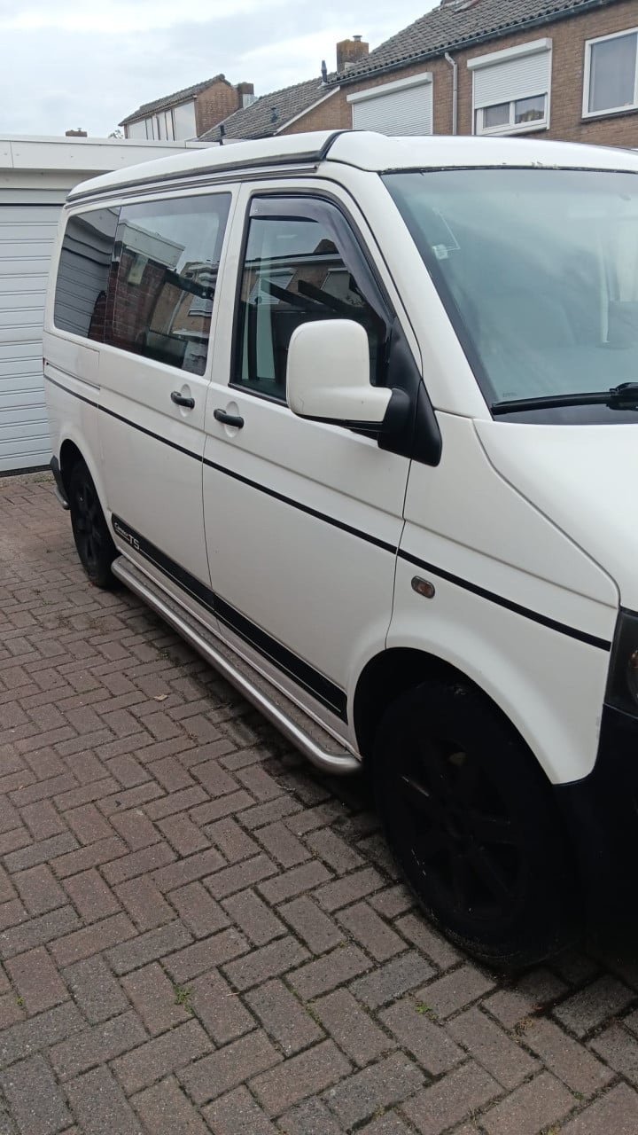 Volkswagen T5 camper