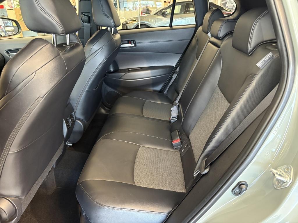 Toyota Corolla Cross hybrid 140 style | premium pack | achterklep elektrisc