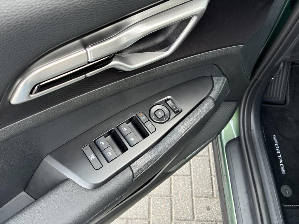 Kia Sportage 2.0i-16v | uit voorraad leverbaar | stoel- en stuurverwarming 