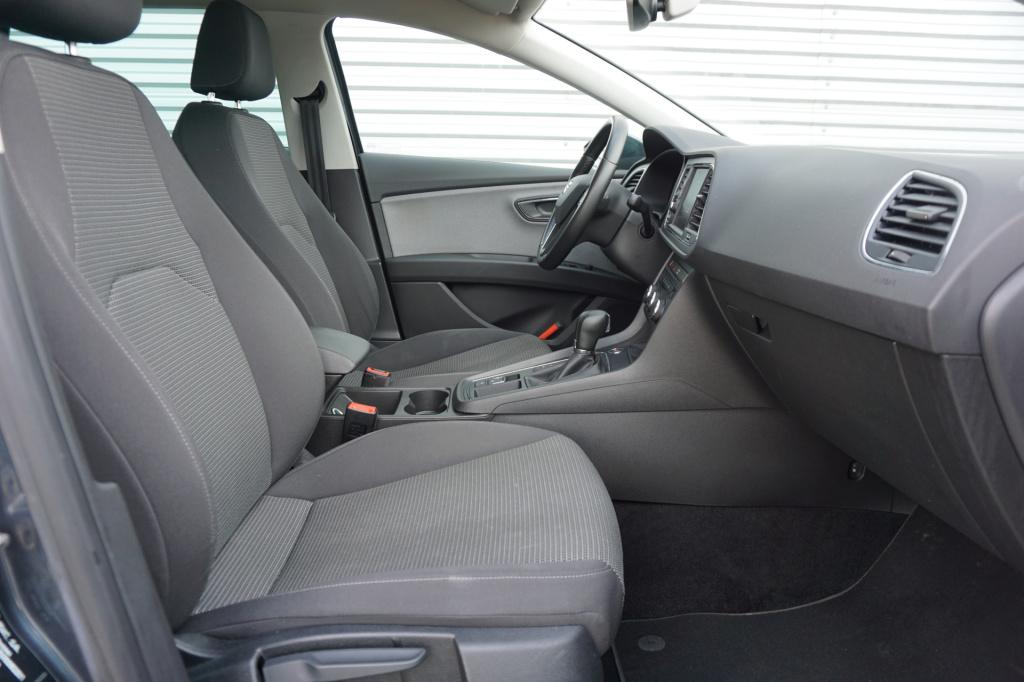 Seat Leon st 1.0 ecotsi style business intense automaat - climate / navi / 