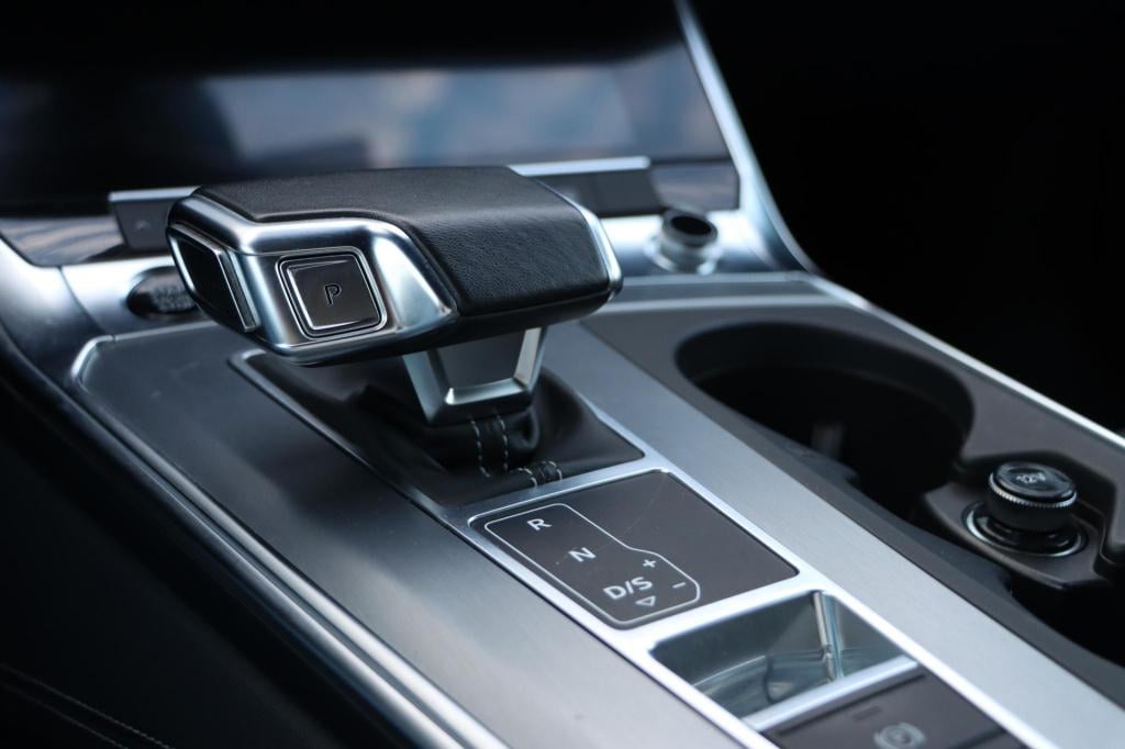 Audi A6 avant 55 tfsi e quattro pro line s competition 367pk s-tronic | soh