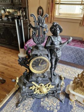 Antieke klokken puntgaaf goed lopend in een koop.koopje..