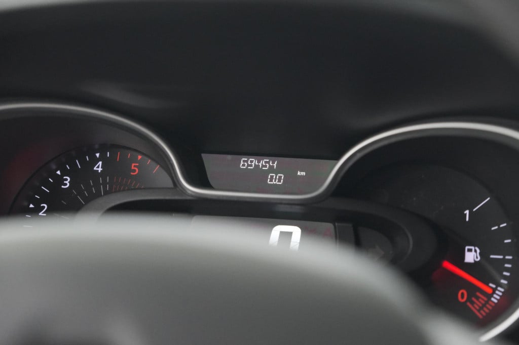 Renault Trafic 2.0 dci 120 t27 l1h1 work edition | trekhaak | apple carplay
