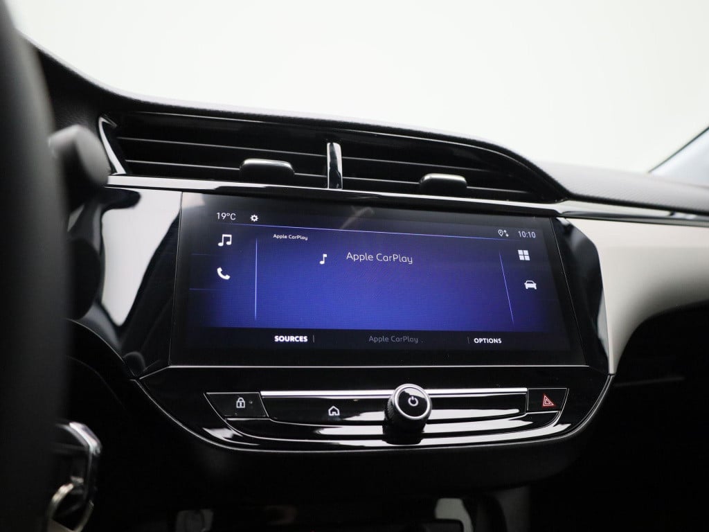 Opel Corsa 1.2 | apple carplay & android auto | parkeersensoren voor+achter