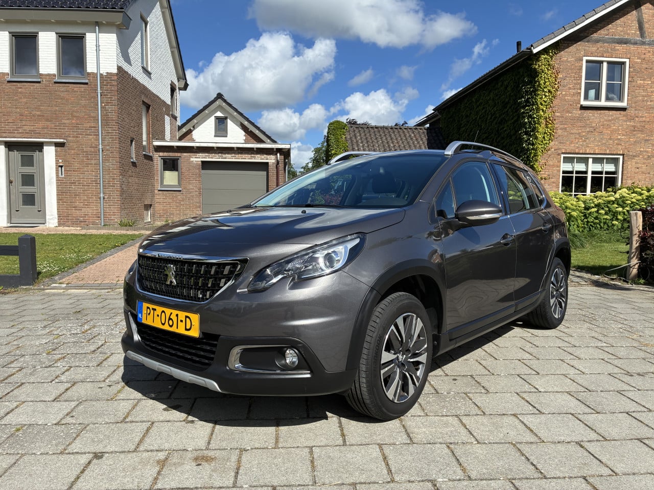 Peugeot 2008 110pk Volautomaat NL auto nieuwe d.riem