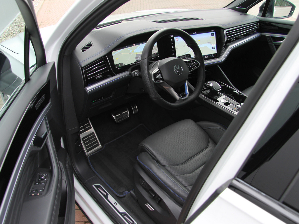 Volkswagen Touareg r 3.0 tsi ehybrid 462pk | full option | garantie 02-2026