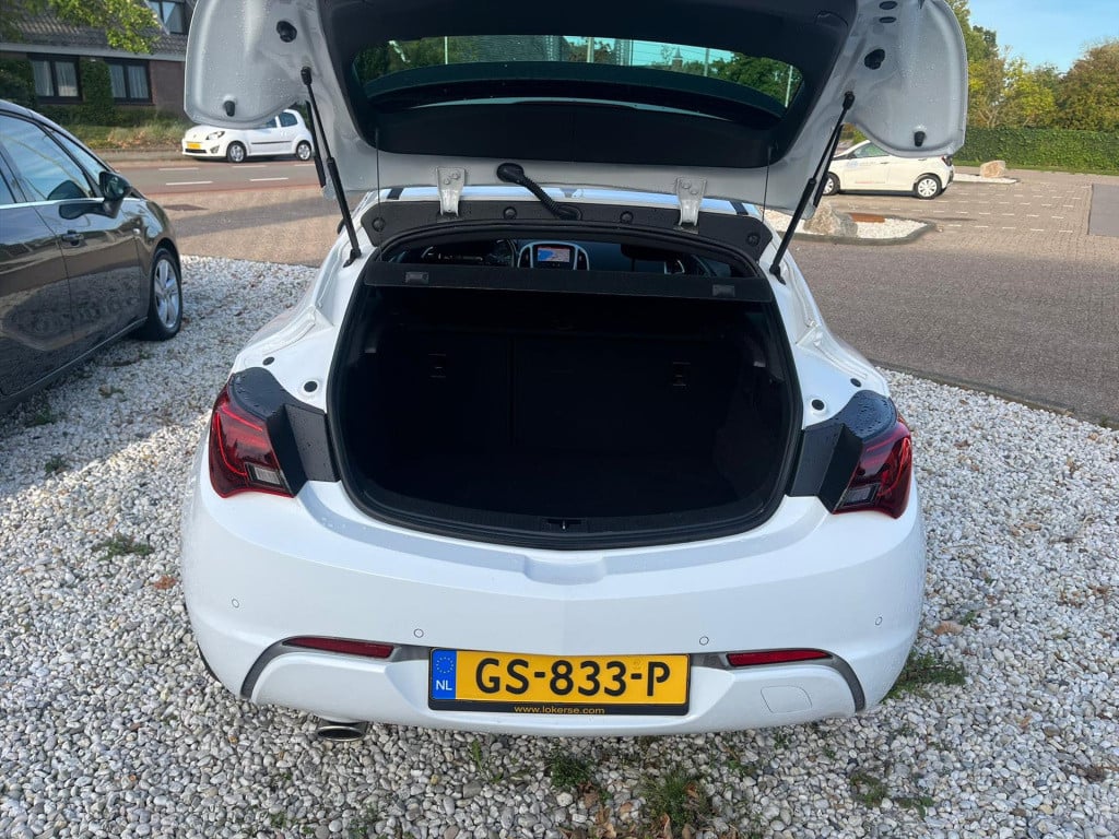 Opel Astra 1.4 t 140pk s&amp;s sport