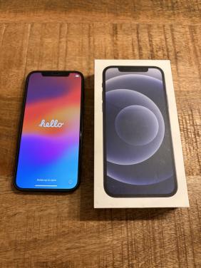 IPhone 12 64GB Zwart (A2403)