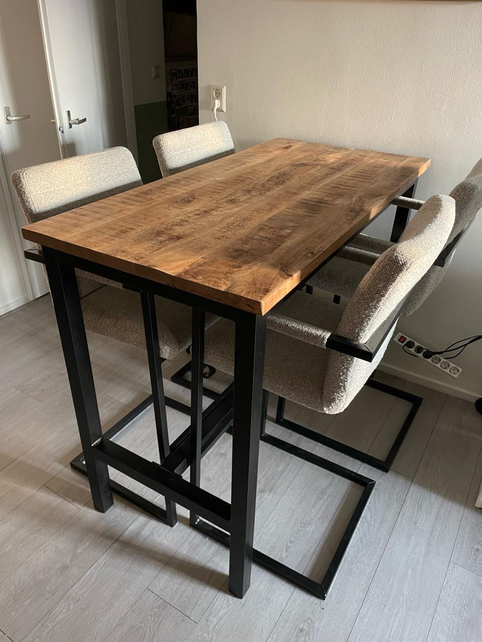 Hoge eettafel met 4 stoelen - Industrieel design