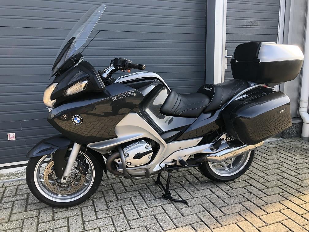 BMW R1200RT ABS uit 2005 met 79dkm, comfortzadel, topkoffer etc €3795,-