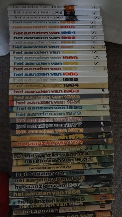 Koningshuis spullen 21 Bananen dozen  (Ophalen)