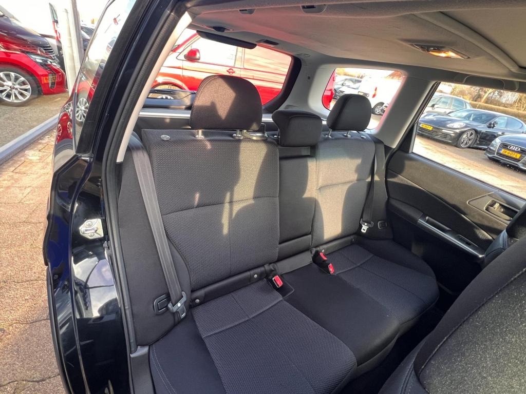 Subaru Forester 2.0 xs 40 year edition, panodak, trekhaak enz...